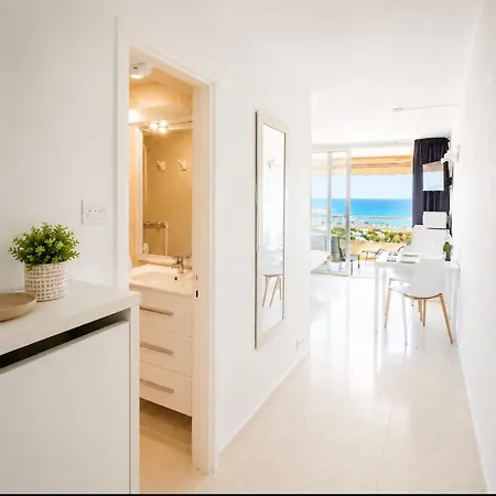 Luxury Ocean View, Americas *